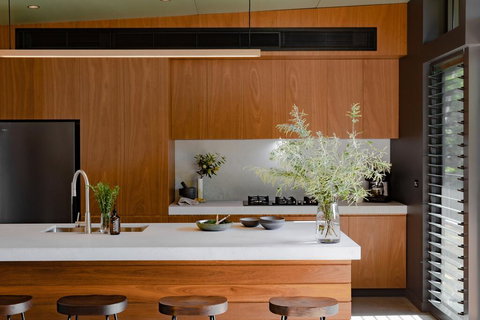 Byron Beach Retreats - Holiday Sunshine Coast 1