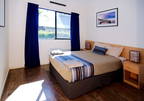 Cable Beach Apartments - Sunshine Coast Tourism 1