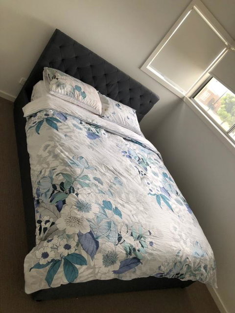 Cairnlea St Albans Townhouse - Holiday Sunshine Coast 3