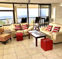 Cairns Apartment Esplanade Ocean Views - Holiday Sunshine Coast