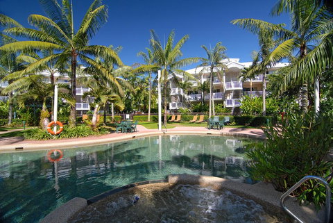 Cairns Beach Resort - Holiday Sunshine Coast 0