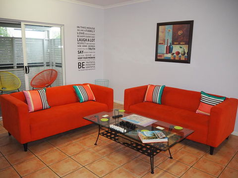 Cairns Sharehouse Apartment - Holiday Sunshine Coast 3