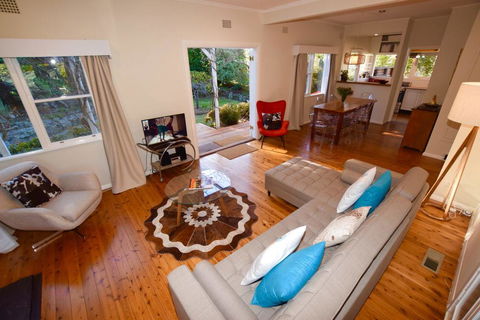 Calamandah House Of Blackheath - Sunshine Coast Tourism 1