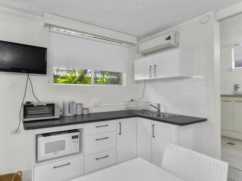 Camden Motor Inn - Sunshine Coast Tourism 2