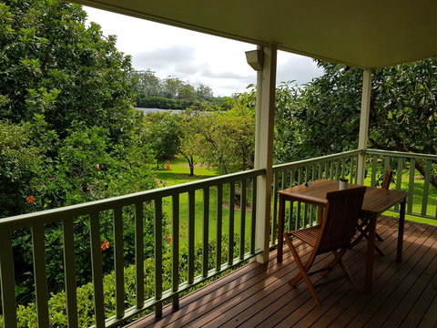 Camelot Cottages - Sunshine Coast Tourism 1