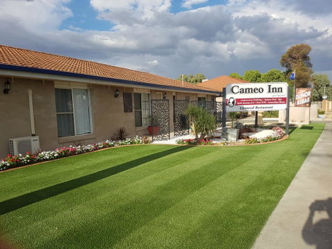 Cameo Inn Motel - Holiday Sunshine Coast 0