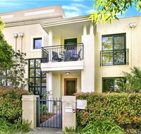 Campbelltown Most Sought After Park Central Home - Holiday Sunshine Coast