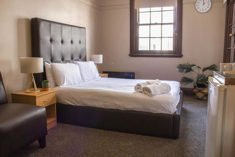 Campsie Hotel - Holiday Sunshine Coast 0