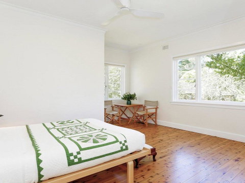 Canary Cottage - Fresh, Clean, Simple & Comfortable - Sunshine Coast Tourism 2