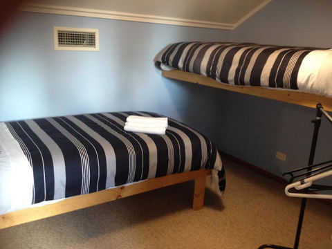 Canobolas Mountain Cabins - Sunshine Coast Tourism 3