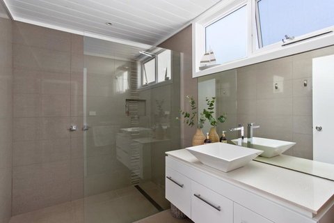 Cape Views - Sunshine Coast Tourism 3