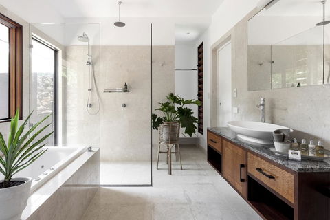 Cape Vue - Sunshine Coast Tourism 1