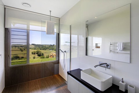 CapeView @ Byron - Sunshine Coast Tourism 3