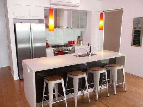 Captain's Cottage - Sunshine Coast Tourism 1