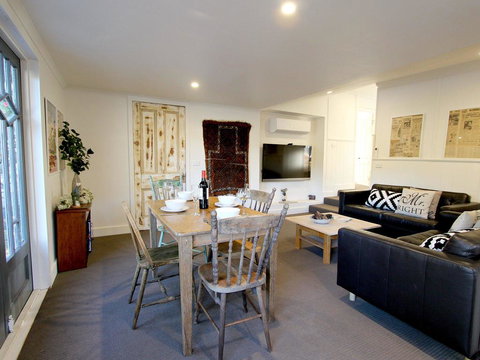 Cara - Sunshine Coast Tourism 3