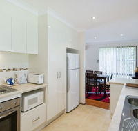 Cara Nobbys Beach 11 Wesley Avenue - Holiday Sunshine Coast