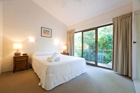 Caralina Court - Sunshine Coast Tourism 2