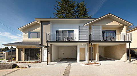 Cardiff Executive Apartments - Sunshine Coast Tourism 3