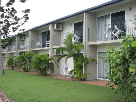 Cardwell Beachcomber Motel & Tourist Park - Sunshine Coast Tourism 3