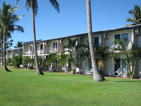 Cardwell Beachcomber Motel & Tourist Park - Sunshine Coast Tourism 0