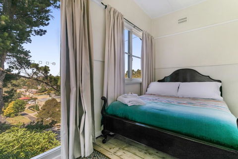 Carinya Cottage - Sunshine Coast Tourism 1