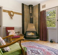Carinya Cottage - Sunshine Coast Tourism
