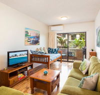Carinya Gardens 6 - Holiday Sunshine Coast