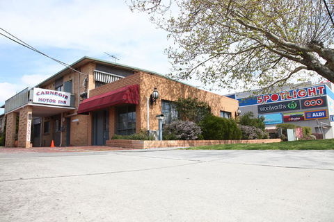Carnegie Motor Inn - Holiday Sunshine Coast 0