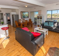 Carrickalinga SeaHaven Coastal Escape-4BRM - 29 Riverview Drive - Sunshine Coast Tourism