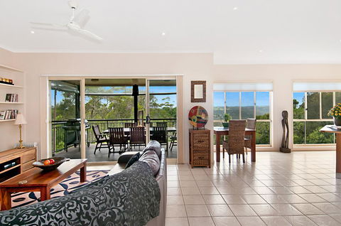 Casa Al Lago - Sunshine Coast Tourism 0