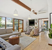 CASTAWAY - Sunshine Coast Tourism