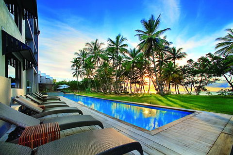 Castaways Resort & Spa On Mission Beach - Sunshine Coast Tourism 0