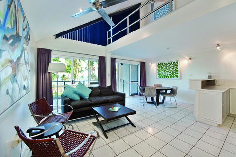 Castaways Resort & Spa On Mission Beach - Sunshine Coast Tourism 1