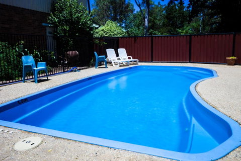 Castlemaine Central Cabin & Van Park - Sunshine Coast Tourism 0