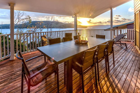 Casuarina Cove On Hamilton Island - Sunshine Coast Tourism 0