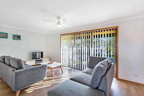 Catalina 12 Holiday House - Walk To Beaches - Sunshine Coast Tourism 2