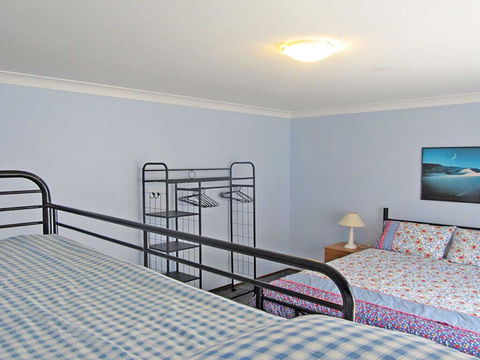 Catalina', 7 Catalina Close - Air Conditioned Large Home With Boat Parking - Sunshine Coast Tourism 3