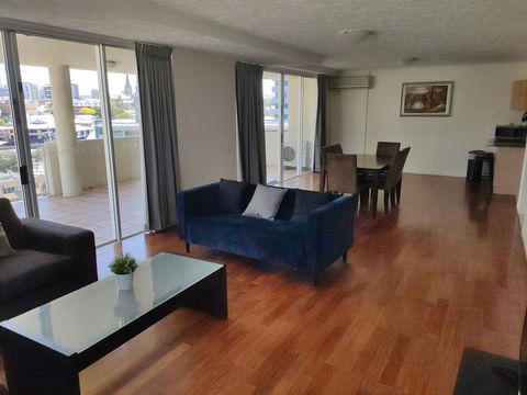 Cathedral Place - Sunshine Coast Tourism 2