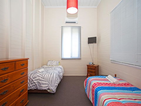 CBD Holiday Home - Sunshine Coast Tourism 3