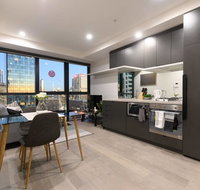 Central City Pad 1 Bathroom Apartment with View - Holiday Sunshine Coast