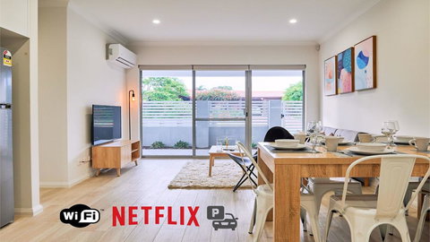 Central Garden City Apt - Mobile Hotspot & WiFi - - Sunshine Coast Tourism 0