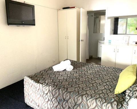 Central Motel Mooloolaba - Sunshine Coast Tourism 3