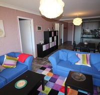 Central Park 14 - Centrally located with views to the mountains - Holiday Sunshine Coast