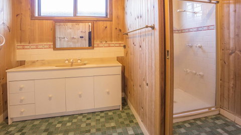 Centre Street 10 Lake Tabourie - Sunshine Coast Tourism 3
