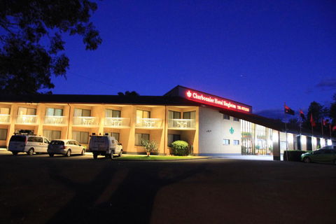 Charbonnier Motor Inn - Sunshine Coast Tourism 0