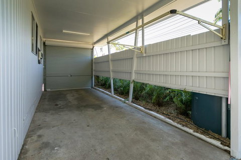 Charming Beach House - Sunshine Coast Tourism 1