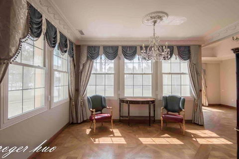 Chateau Le Marais - Sunshine Coast Tourism 1