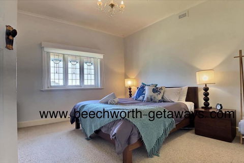 Cherry Blossom Cottage - Beechworth-Getaways - Sunshine Coast Tourism 2