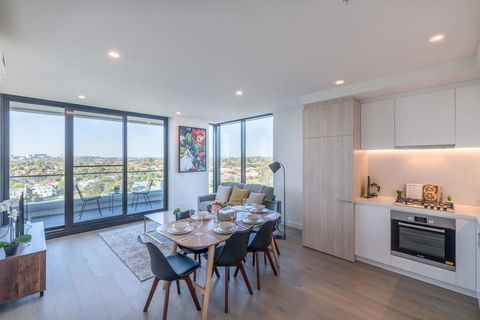 Chloe Serviced Apartment 2 Bedroom Deluxe - Sunshine Coast Tourism 0