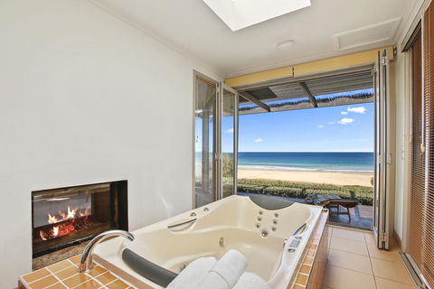 Chocolate Gannets - Sunshine Coast Tourism 3